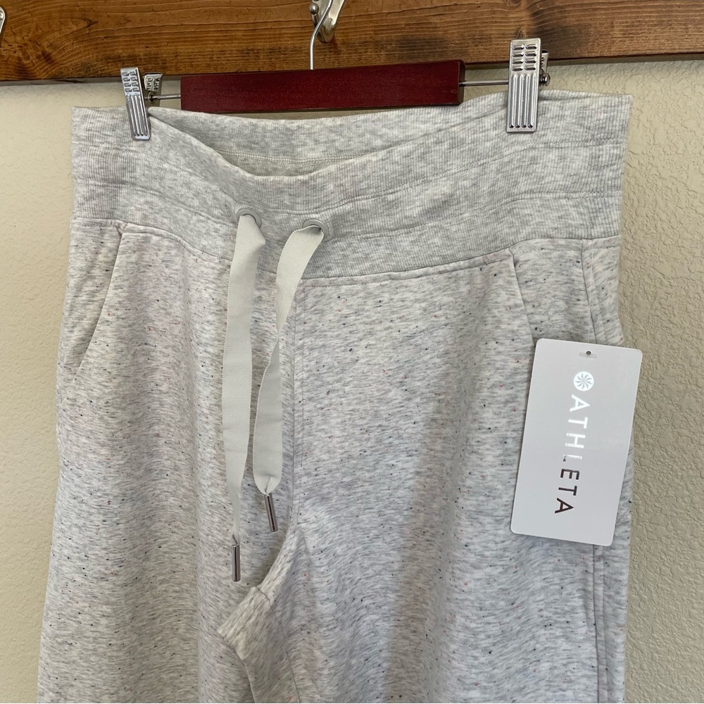NWT Athleta Balance Wide-Leg Drawstring Light Heather Gray Speckled Pant M - Picture 3 of 9
